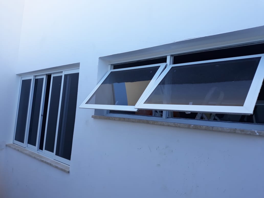 Janelas em Esquadrias