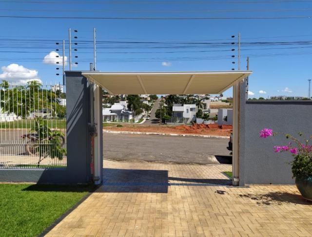 	 Portão Elevação em Alumínio