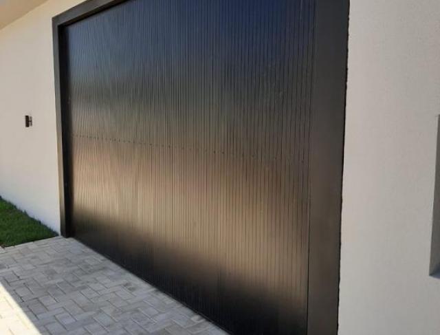 REVESTIMENTOS DE PORTÃO